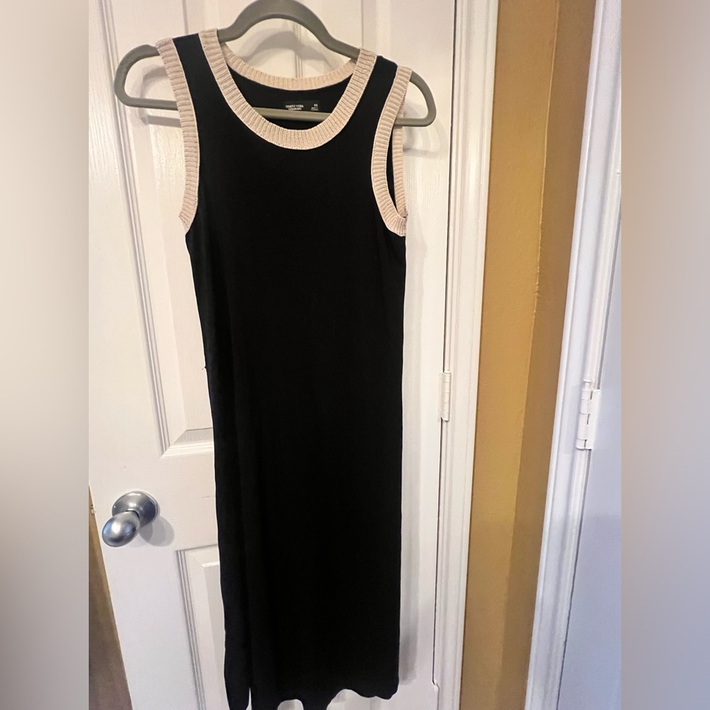 Simply Vera Vera Wang Black Sleeveless Midi Dress, Cream Trim, Size XS